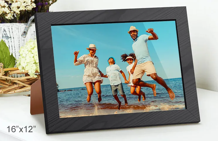 16x12 framed photo of the family at the beach